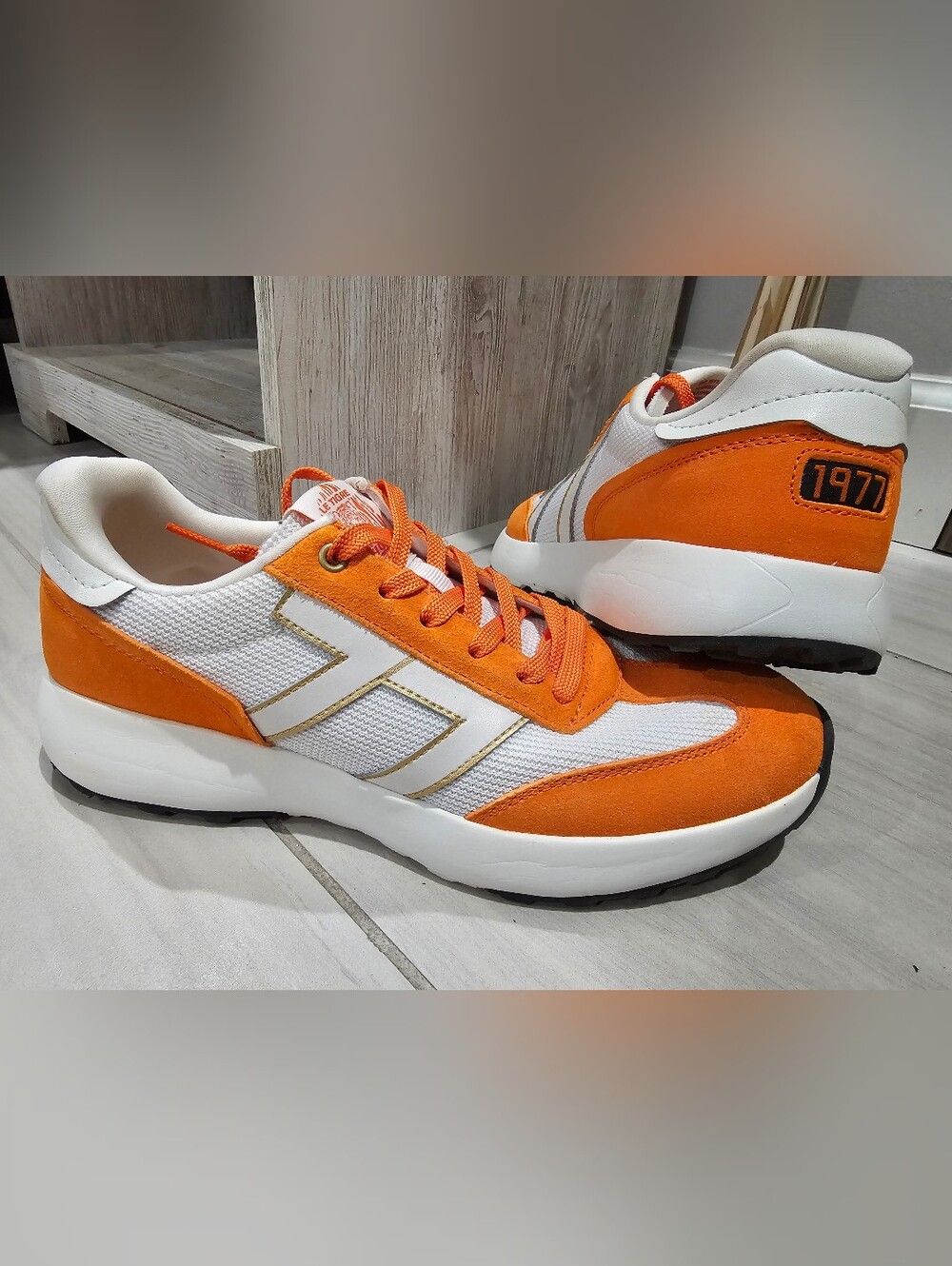 Le Tigre Orange & White Women's Sneakers Size 8